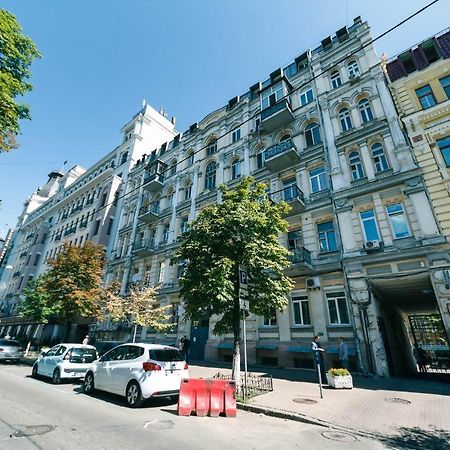 Luxury Beatiful Apartment On Pyshkinska Street เคียฟ ภายนอก รูปภาพ